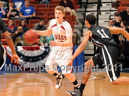 Thumbnail 3 in Classical Magnet vs Valley Regional (CIAC Class S Final) photogallery.