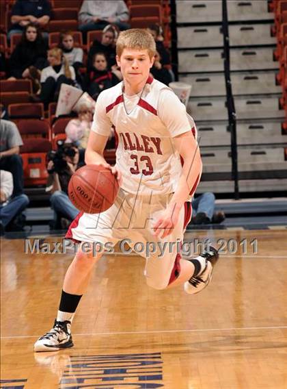 Thumbnail 3 in Classical Magnet vs Valley Regional (CIAC Class S Final) photogallery.