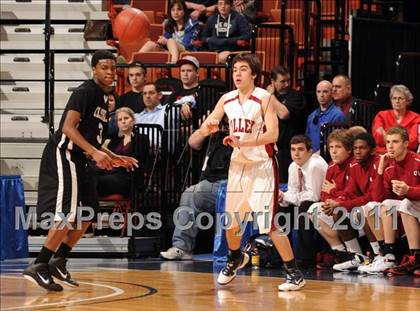 Thumbnail 3 in Classical Magnet vs Valley Regional (CIAC Class S Final) photogallery.