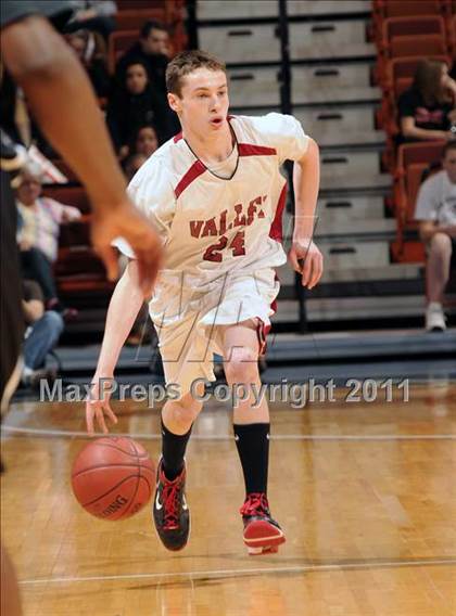 Thumbnail 1 in Classical Magnet vs Valley Regional (CIAC Class S Final) photogallery.
