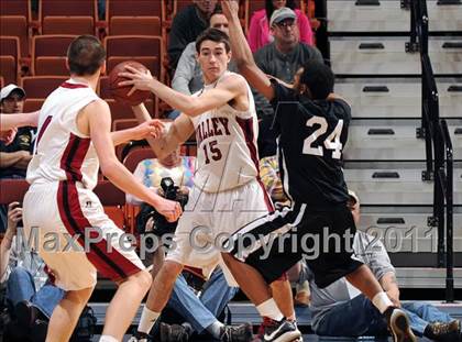 Thumbnail 1 in Classical Magnet vs Valley Regional (CIAC Class S Final) photogallery.