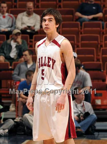 Thumbnail 3 in Classical Magnet vs Valley Regional (CIAC Class S Final) photogallery.