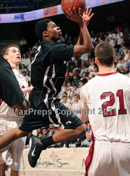 Thumbnail 3 in Classical Magnet vs Valley Regional (CIAC Class S Final) photogallery.