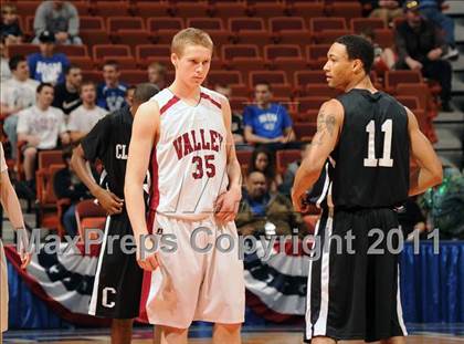 Thumbnail 2 in Classical Magnet vs Valley Regional (CIAC Class S Final) photogallery.