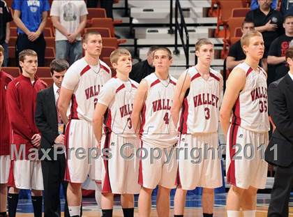 Thumbnail 2 in Classical Magnet vs Valley Regional (CIAC Class S Final) photogallery.