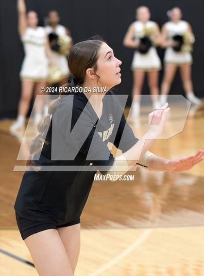 Thumbnail 1 in Jordan vs Seven Lakes photogallery.