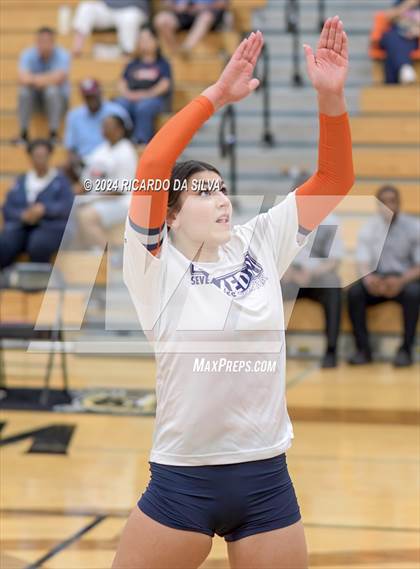 Thumbnail 1 in Jordan vs Seven Lakes photogallery.