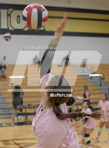 Thumbnail 1 in Jordan vs Seven Lakes photogallery.