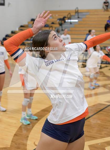 Thumbnail 3 in Jordan vs Seven Lakes photogallery.