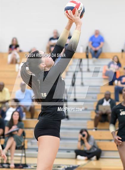 Thumbnail 3 in Jordan vs Seven Lakes photogallery.