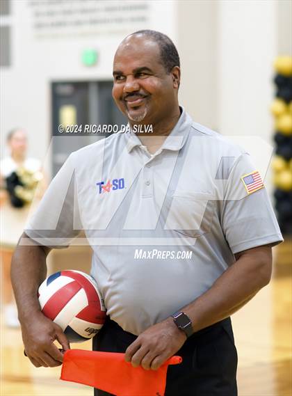 Thumbnail 2 in Jordan vs Seven Lakes photogallery.