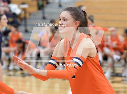 Thumbnail 2 in Jordan vs Seven Lakes photogallery.