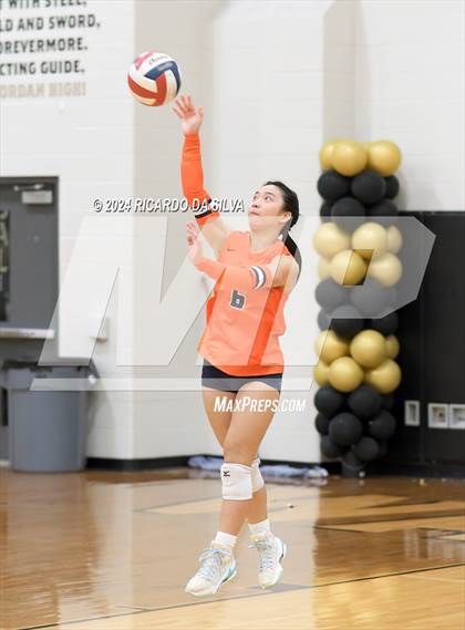 Thumbnail 3 in Jordan vs Seven Lakes photogallery.