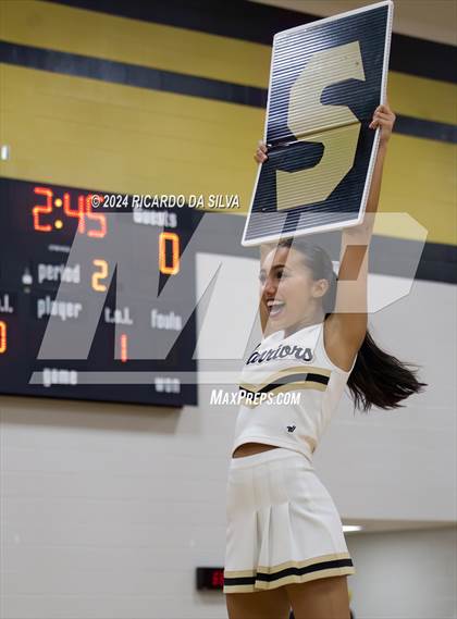 Thumbnail 2 in Jordan vs Seven Lakes photogallery.