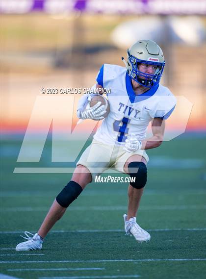 Thumbnail 3 in Kerrville Tivy @ Liberty Hill photogallery.