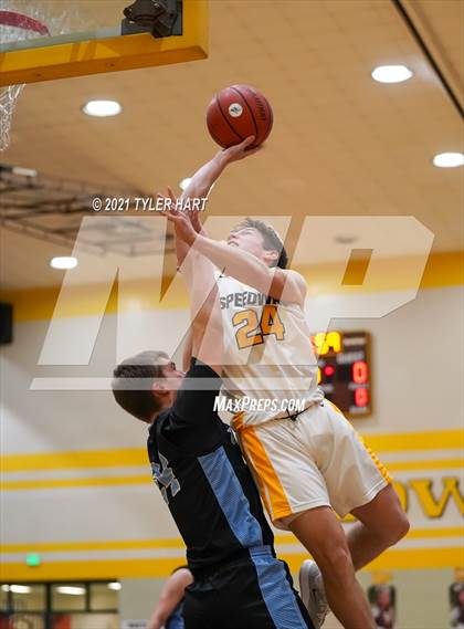 Thumbnail 3 in Cascade @ Speedway photogallery.