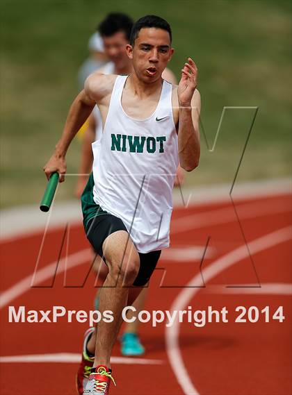 Thumbnail 2 in Thornton Last Chance Meet (Boys) photogallery.