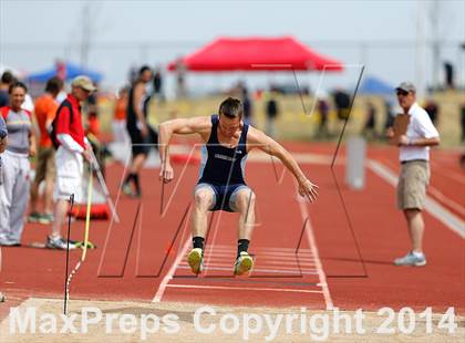 Thumbnail 2 in Thornton Last Chance Meet (Boys) photogallery.