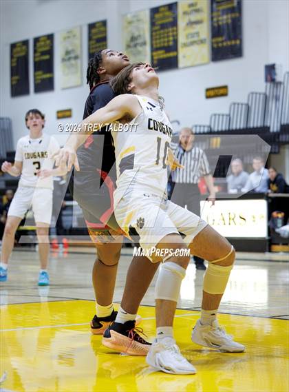 Thumbnail 2 in Vertus @ Honeoye Falls-Lima photogallery.