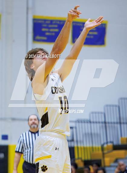 Thumbnail 2 in Vertus @ Honeoye Falls-Lima photogallery.