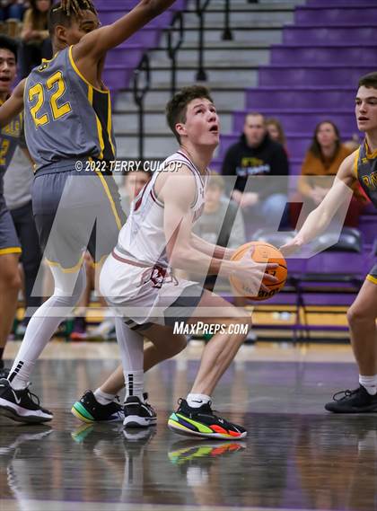 Thumbnail 2 in Roy vs. Northridge (Riverton Holiday Tournament) photogallery.