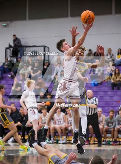 Thumbnail 3 in Roy vs. Northridge (Riverton Holiday Tournament) photogallery.