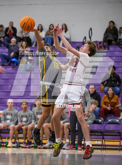 Thumbnail 2 in Roy vs. Northridge (Riverton Holiday Tournament) photogallery.