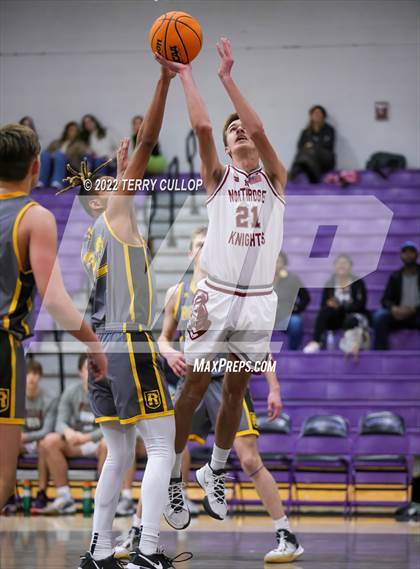 Thumbnail 2 in Roy vs. Northridge (Riverton Holiday Tournament) photogallery.