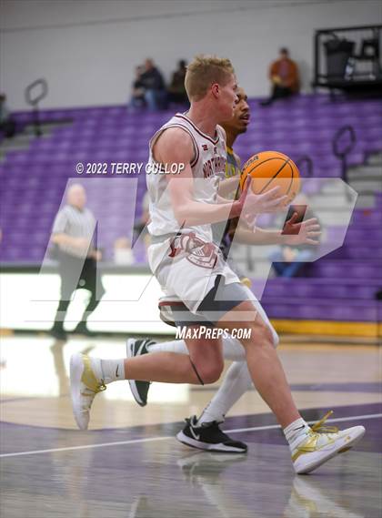 Thumbnail 2 in Roy vs. Northridge (Riverton Holiday Tournament) photogallery.