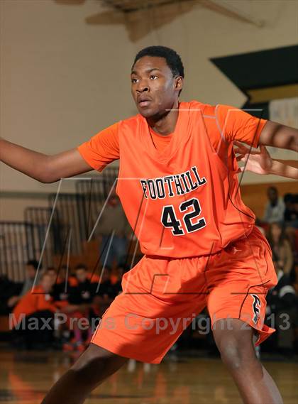 Thumbnail 2 in Foothill vs. Yuba City (Mark Macres Tournament) photogallery.