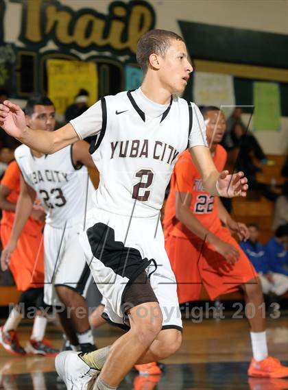 Thumbnail 3 in Foothill vs. Yuba City (Mark Macres Tournament) photogallery.