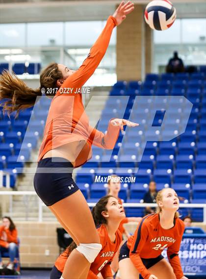 Thumbnail 2 in Madison vs. Clark (NISD Tournament) photogallery.