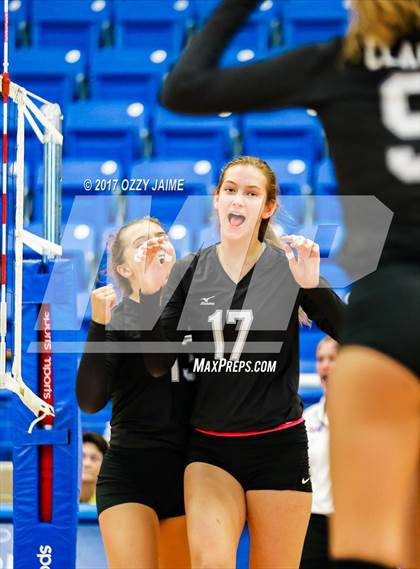 Thumbnail 3 in Madison vs. Clark (NISD Tournament) photogallery.