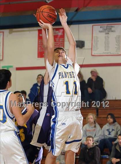 Thumbnail 2 in Live Oak vs Maxwell (Love of the Game Invitational) photogallery.