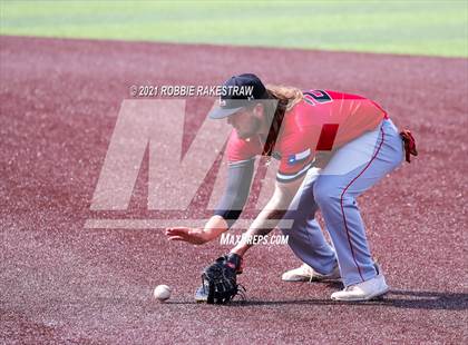 Thumbnail 2 in Mansfield Legacy vs. Birdville (UIL 5A Quarterfinals) photogallery.