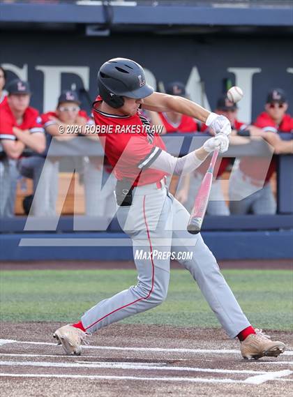 Thumbnail 3 in Mansfield Legacy vs. Birdville (UIL 5A Quarterfinals) photogallery.