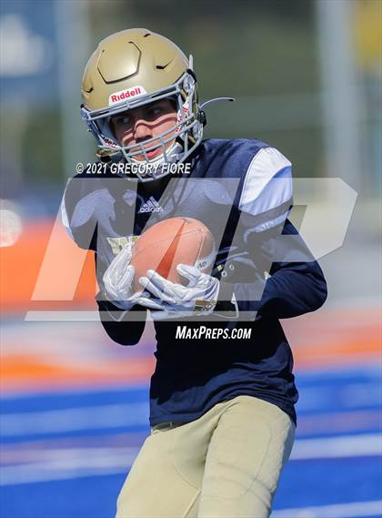 Thumbnail 1 in Notre Dame (SO) @ Chaminade photogallery.