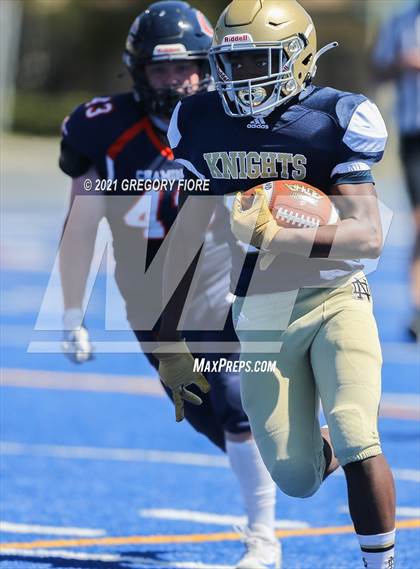 Thumbnail 2 in Notre Dame (SO) @ Chaminade photogallery.
