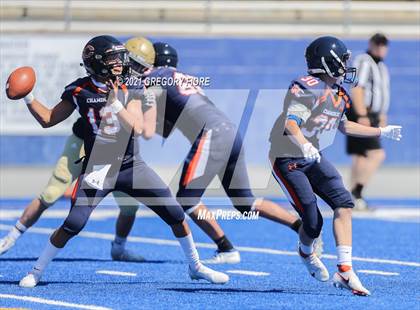 Thumbnail 2 in Notre Dame (SO) @ Chaminade photogallery.