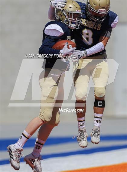 Thumbnail 3 in Notre Dame (SO) @ Chaminade photogallery.