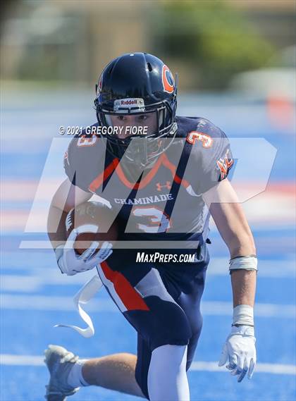 Thumbnail 3 in Notre Dame (SO) @ Chaminade photogallery.