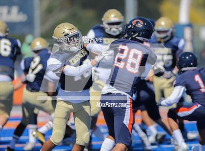 Thumbnail 2 in Notre Dame (SO) @ Chaminade photogallery.