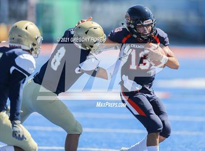 Thumbnail 3 in Notre Dame (SO) @ Chaminade photogallery.