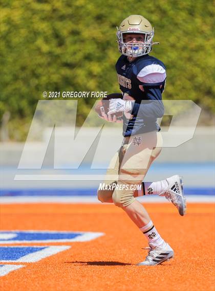 Thumbnail 2 in Notre Dame (SO) @ Chaminade photogallery.