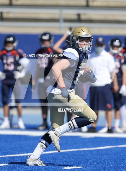 Thumbnail 2 in Notre Dame (SO) @ Chaminade photogallery.