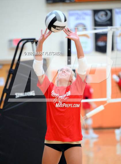 Thumbnail 2 in Bishop Moore @ Oviedo photogallery.