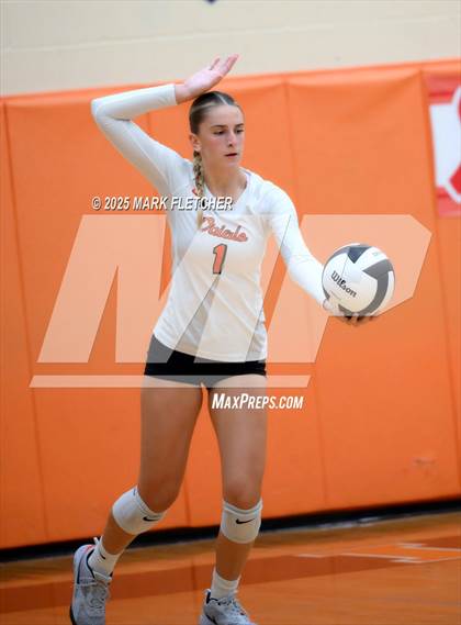Thumbnail 2 in Bishop Moore @ Oviedo photogallery.