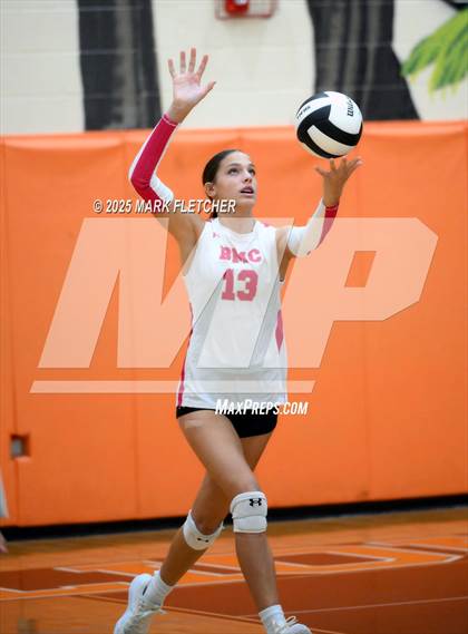 Thumbnail 3 in Bishop Moore @ Oviedo photogallery.