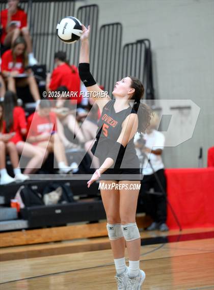 Thumbnail 1 in Bishop Moore @ Oviedo photogallery.