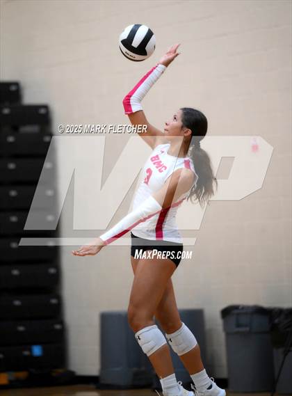 Thumbnail 3 in Bishop Moore @ Oviedo photogallery.
